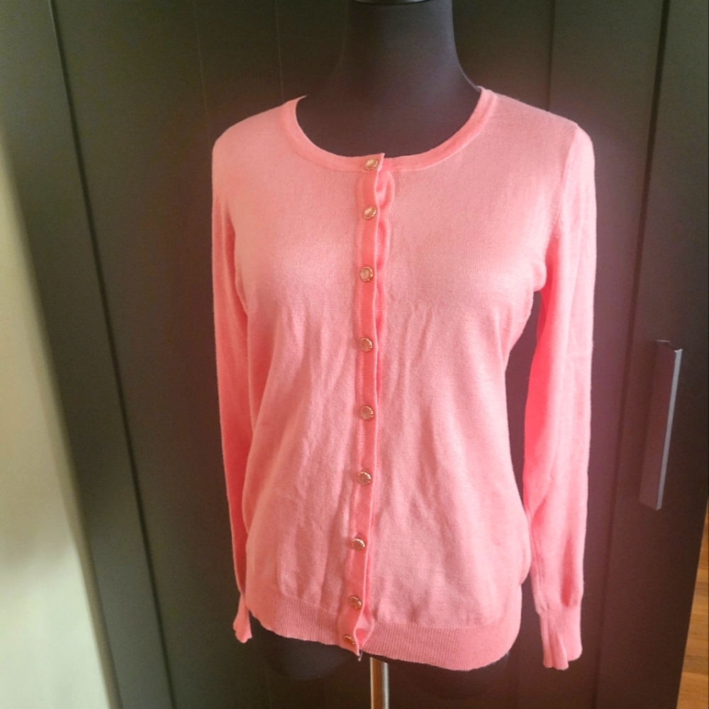 Unlabeled button down long sleeve sweater'- Peach pink. MEDIUM